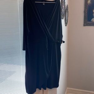 Plus size black dress